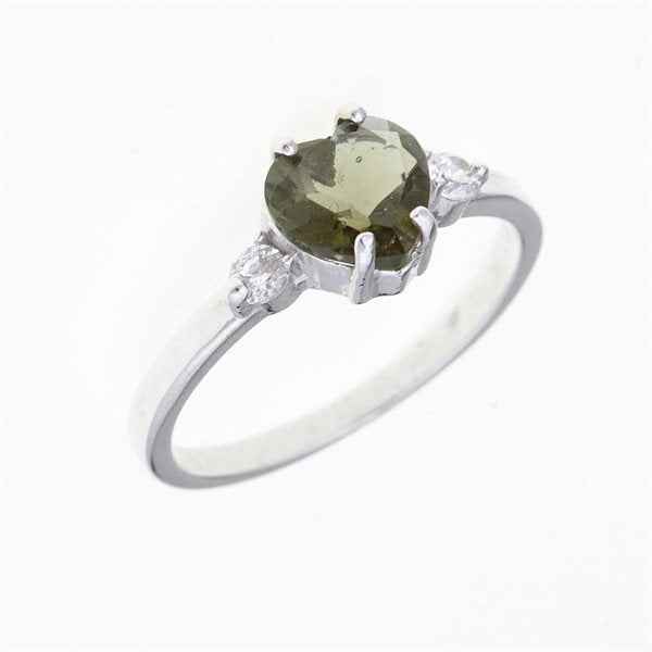 Anello in argento con moldavite e zirconi – heart 249