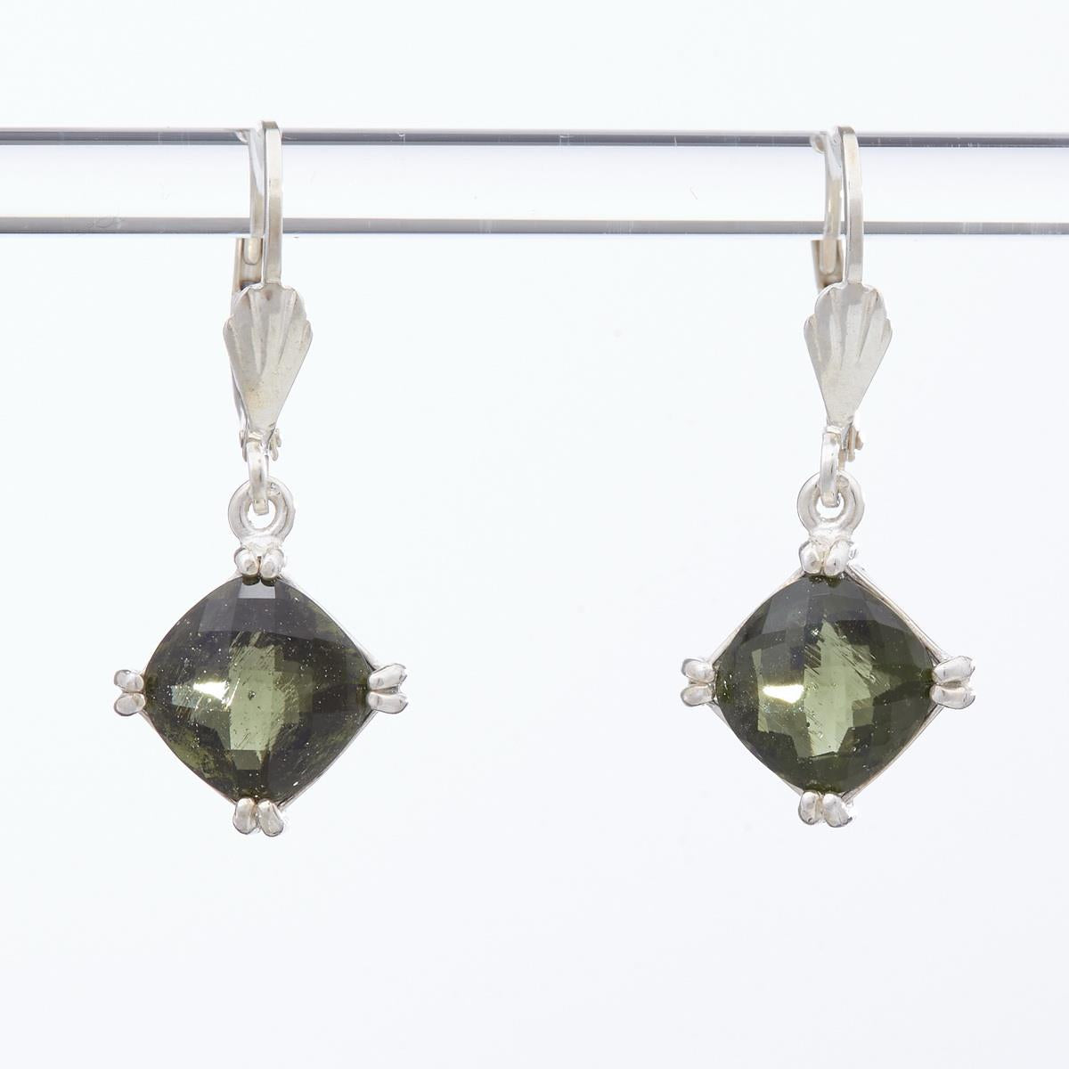 Silver earrings with moldavites 271