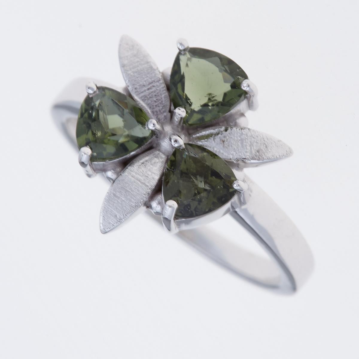 Silver ring with moldavites 286