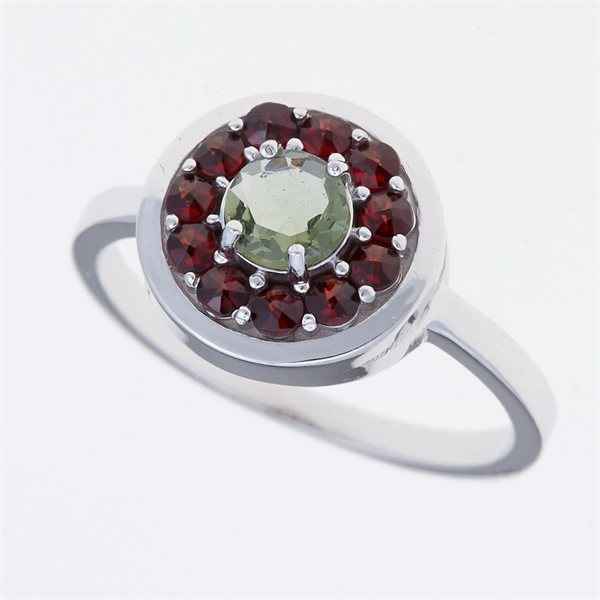Anello in argento con moldavite e granati 369G