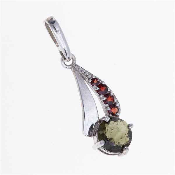 Silver pendant with moldavite and garnets 397