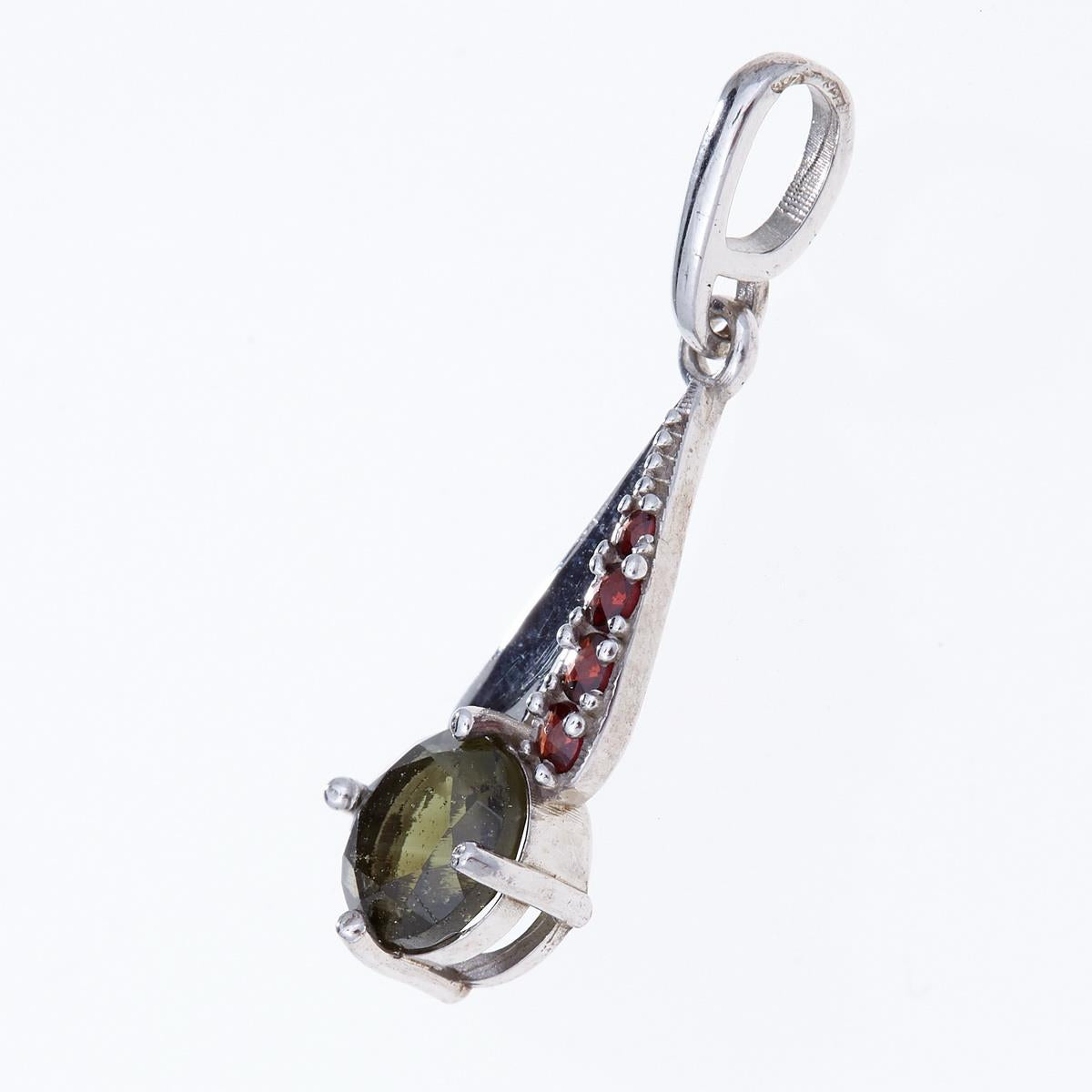 Silver pendant with moldavite and garnets 397