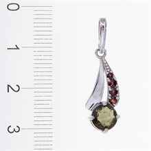 Silver pendant with moldavite and garnets 397
