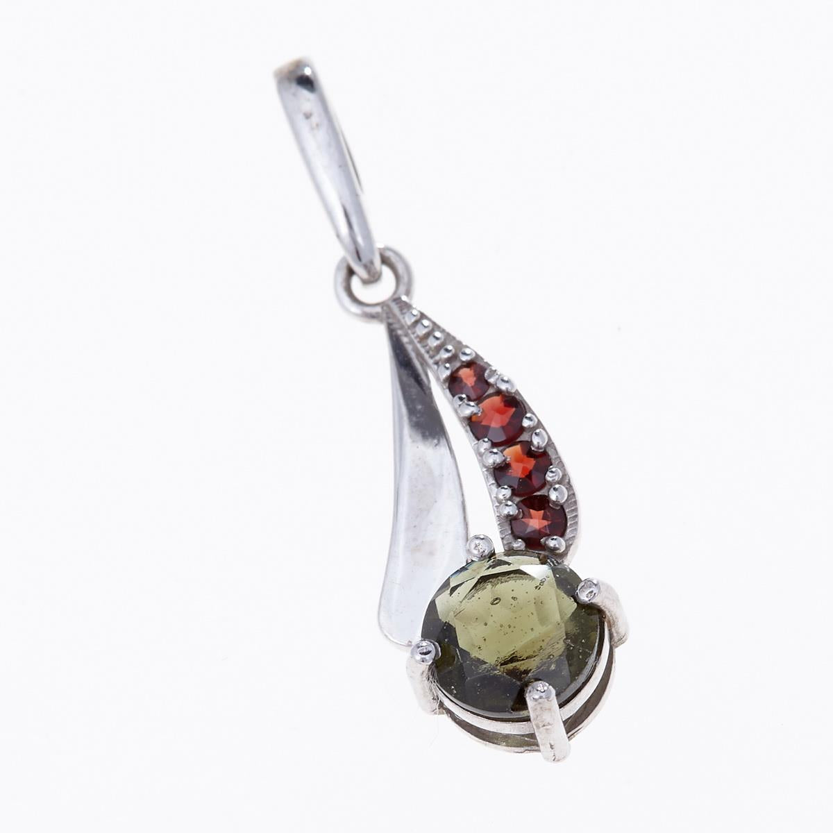 Silver pendant with moldavite and garnets 397