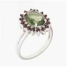 Anello in argento con moldavite e granati 612G
