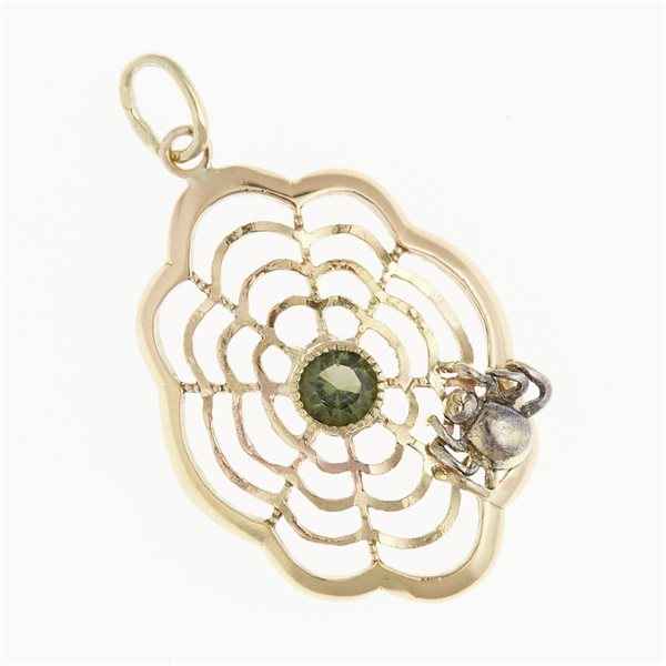 Golden pendant with moldavite - 086