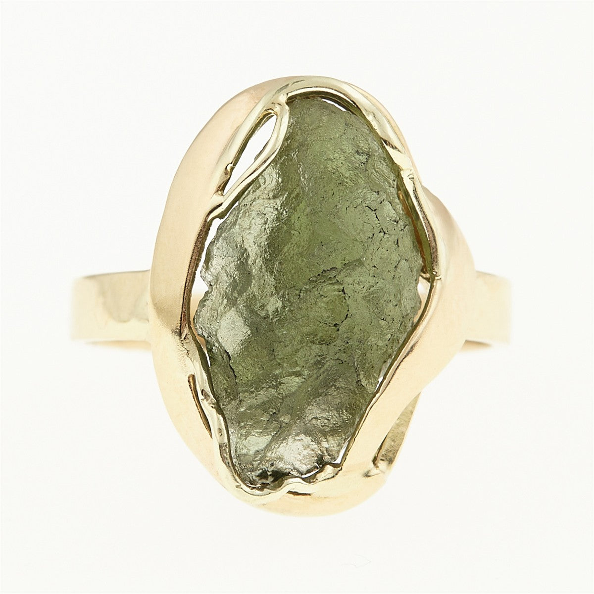 Golden ring with moldavite 093