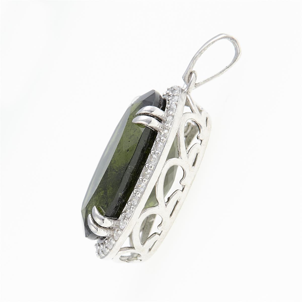 Silver pendant with moldavite and cubic zirconia 021