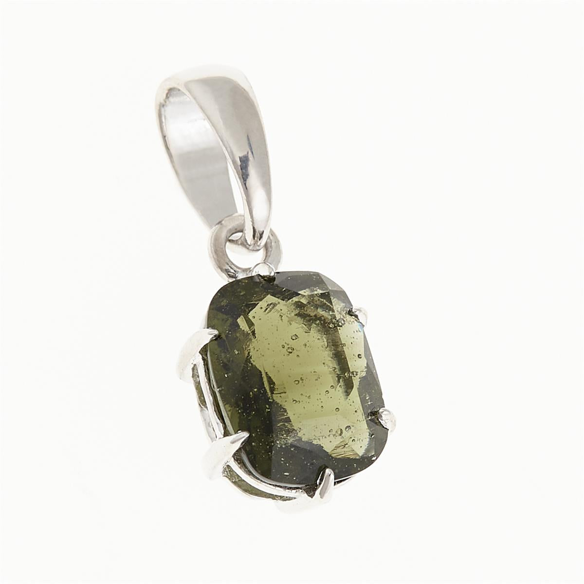 Silver pendant with moldavite 31