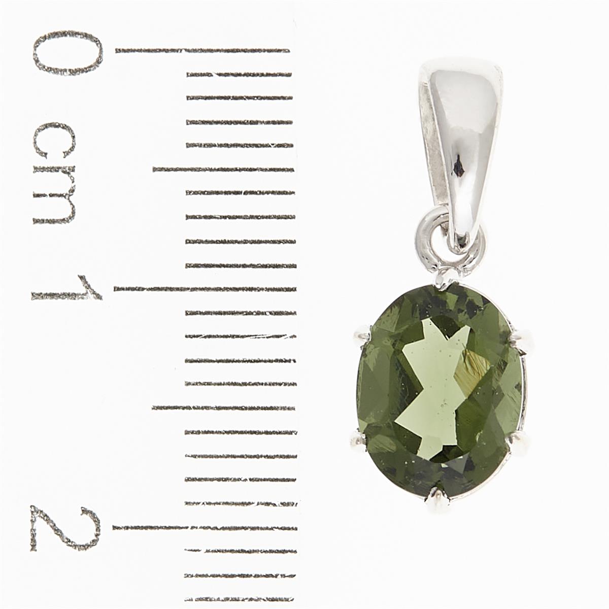 Silver pendant with moldavite 32