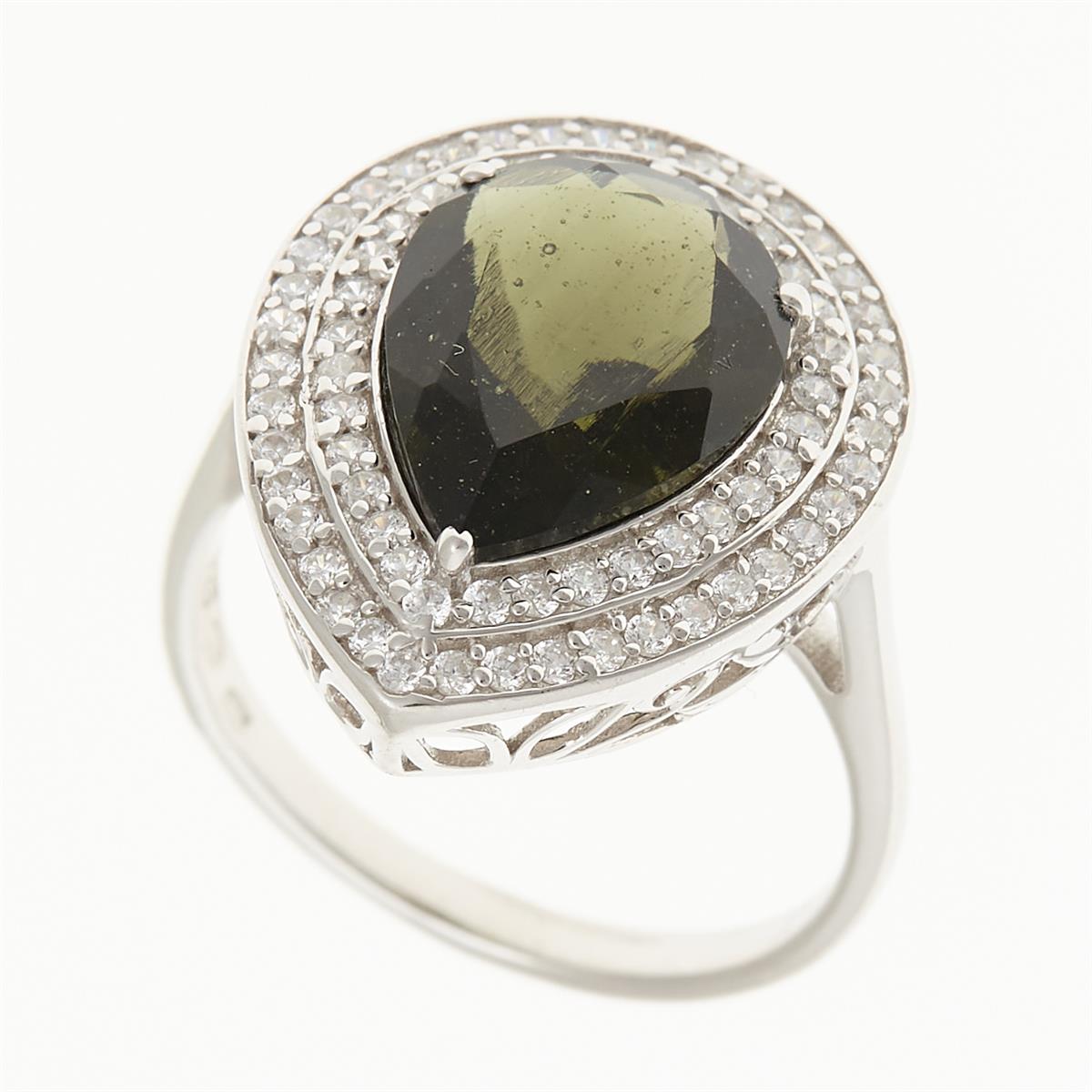 Anello in argento rodiato con moldavite verde a goccia e doppio contorno di zirconi