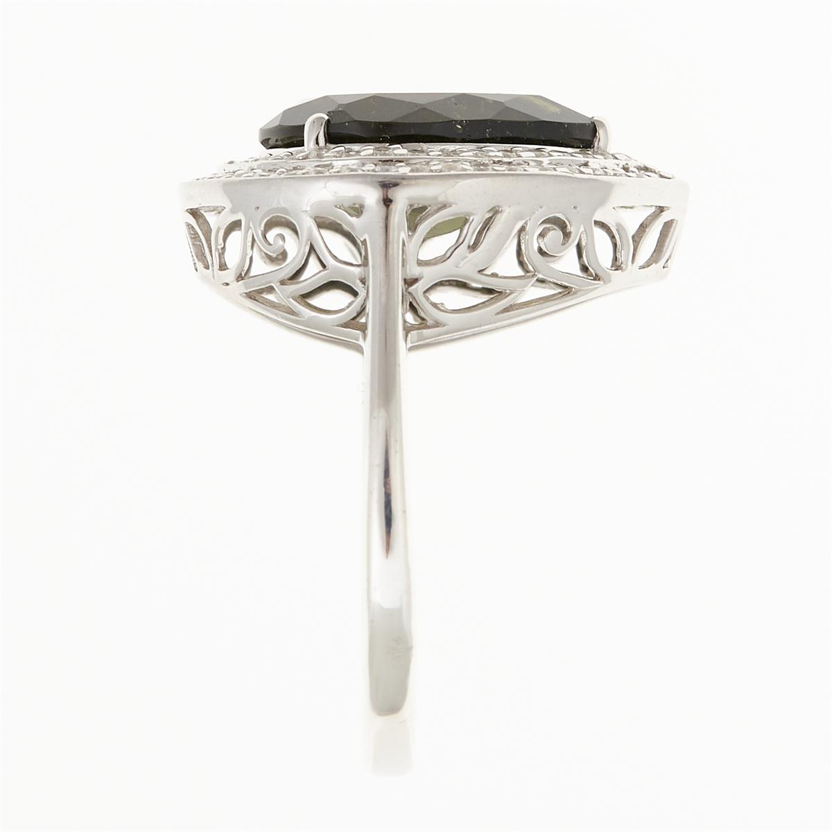 Silver ring mit moldavite and zircons 1