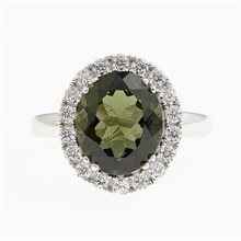 Anello in argento con moldavite e 25 zirconi