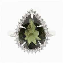Anello Argento con moldavite e 5 zirconi