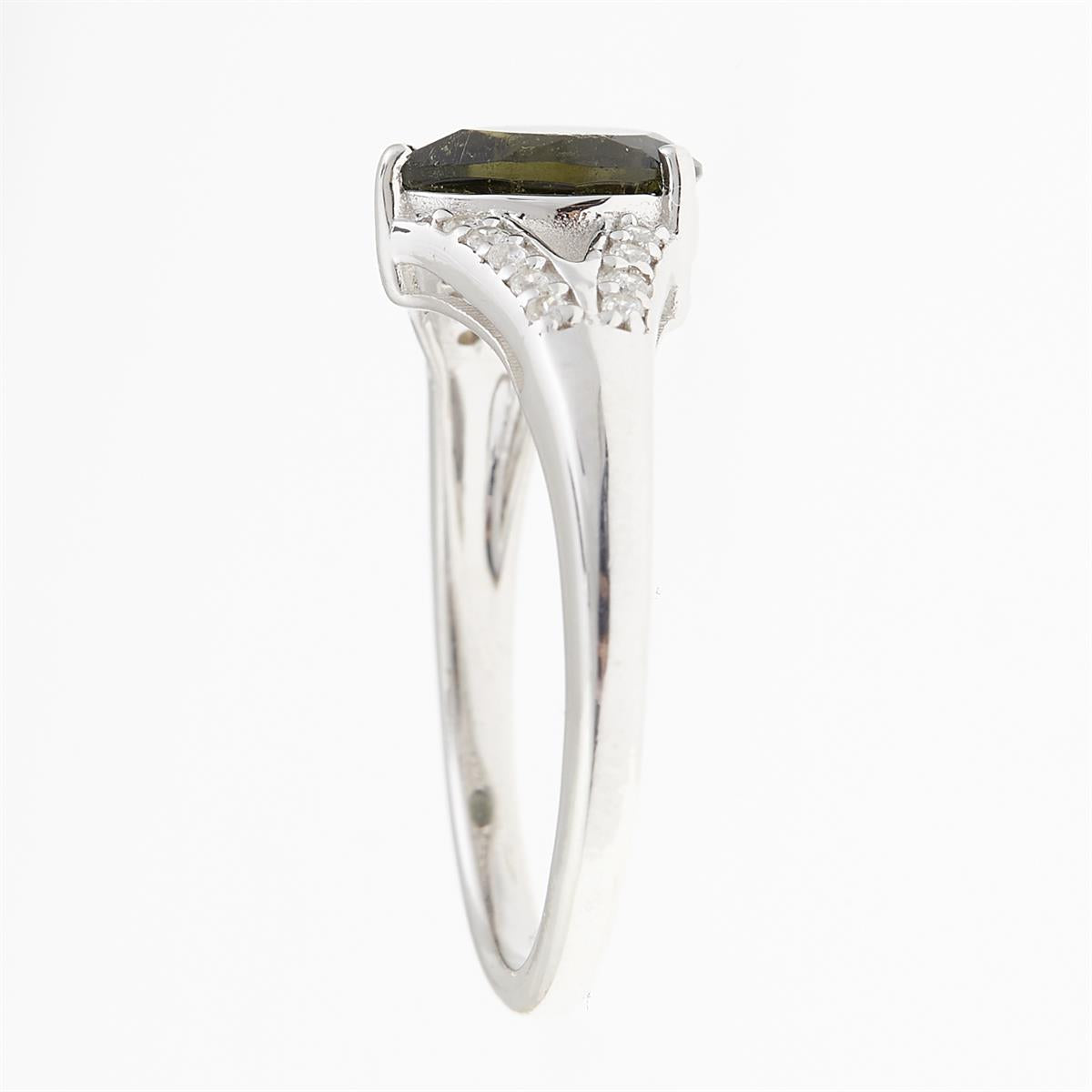 Silver ring mit moldavite and zircons R8