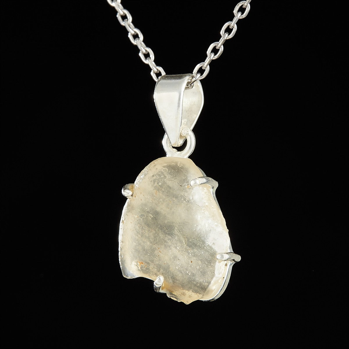 Silver pendant with Libyan glass SATLDG001