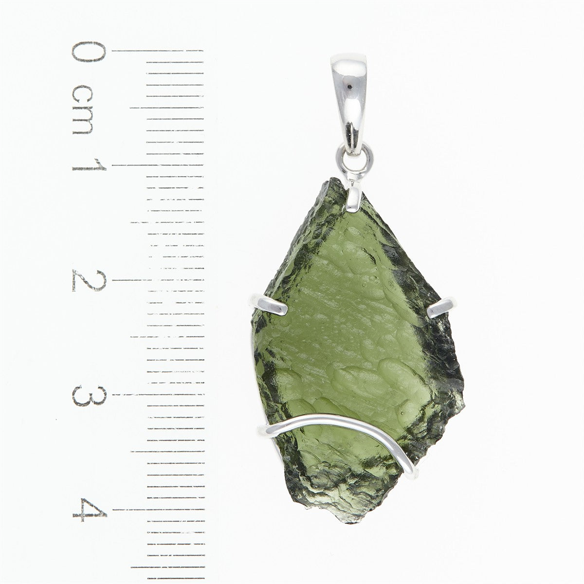 Silver pendant with a moldavite SM12004
