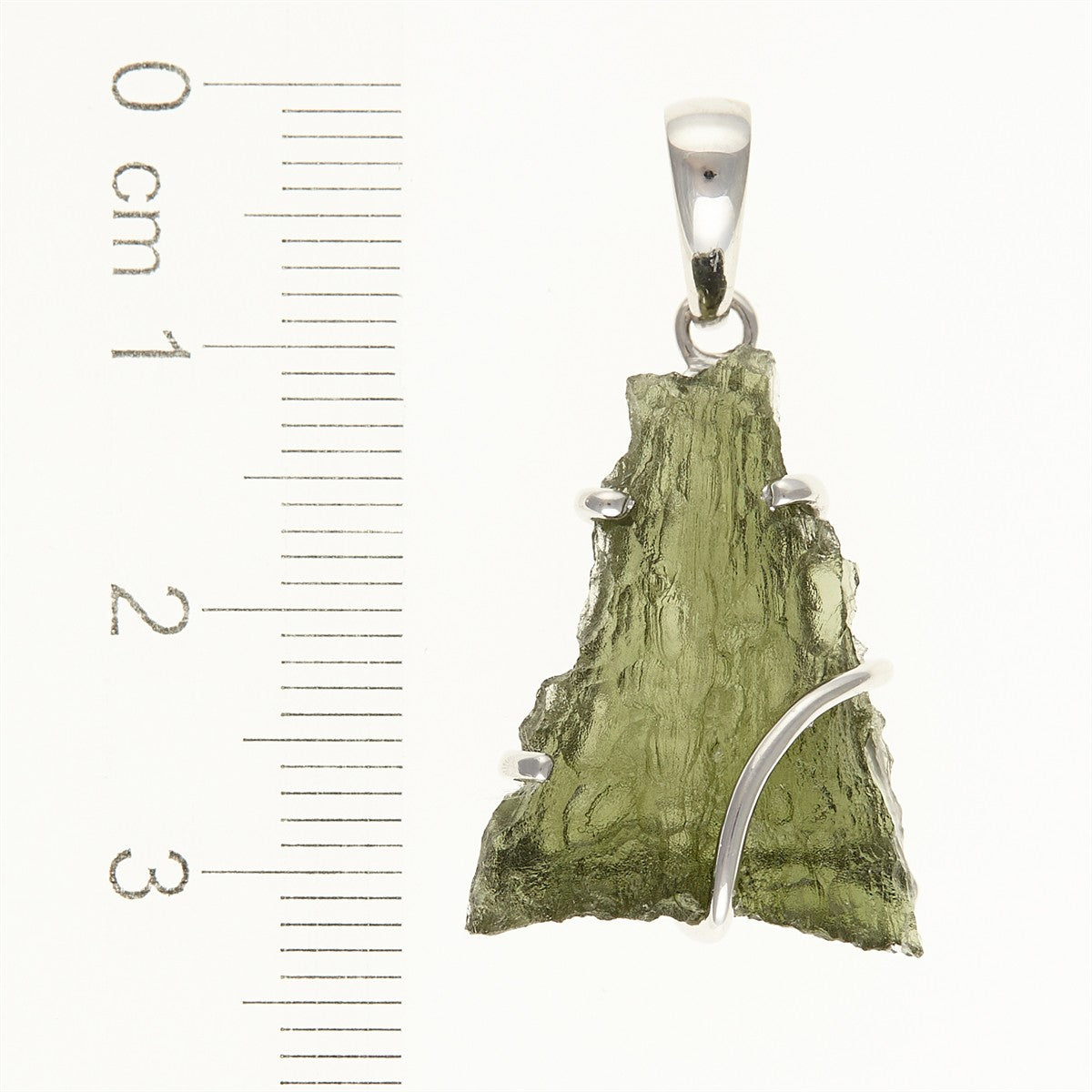 Silver pendant with a moldavite SM12027