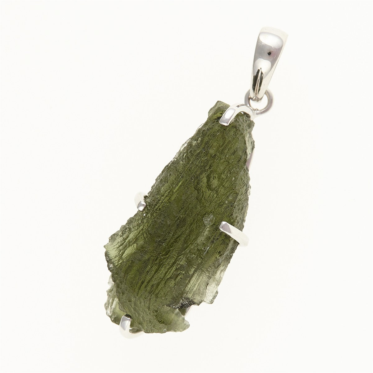 Silver pendant with a moldavite SM12029