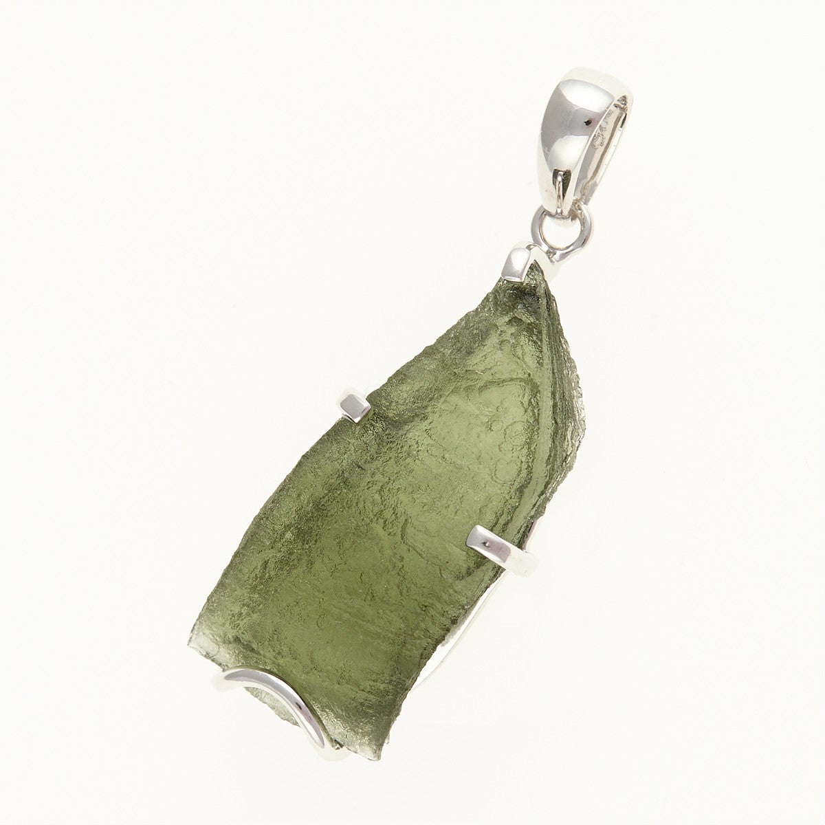 Silver pendant with a moldavite SM12048