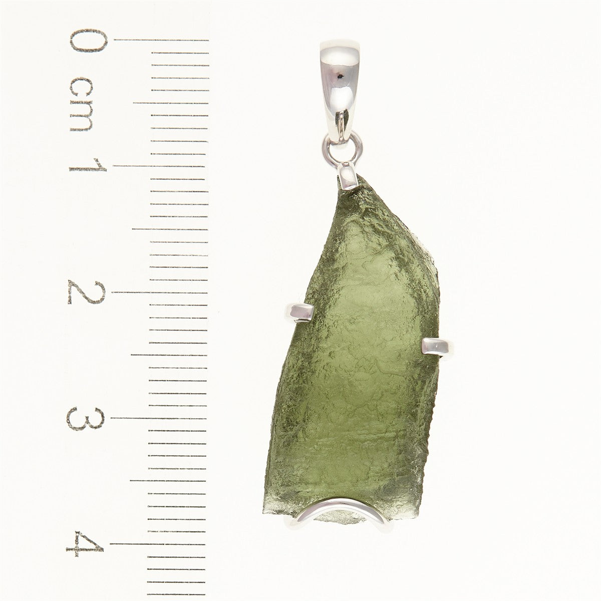 Silver pendant with a moldavite SM12048