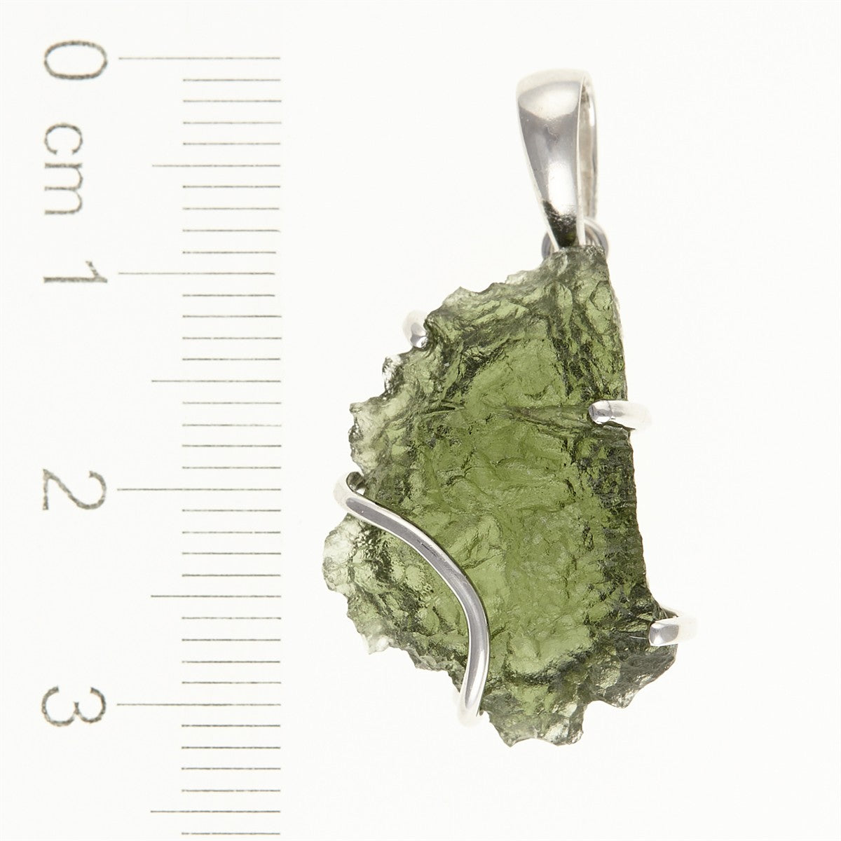 Silver pendant with a moldavite SM12074