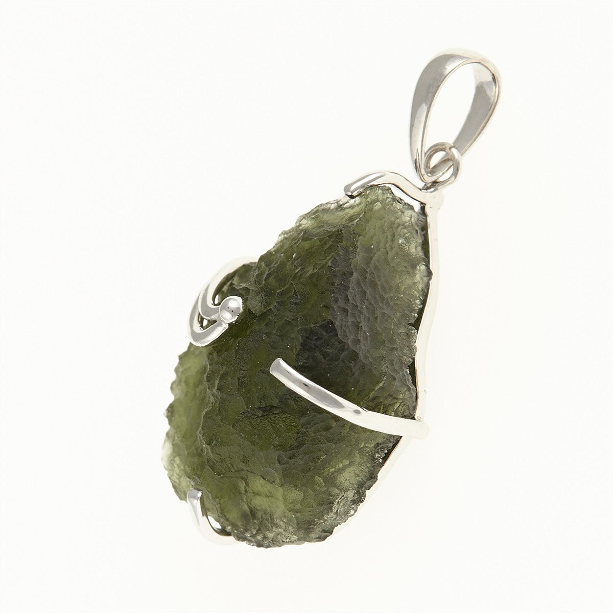 Silver pendant with a moldavite SM12083