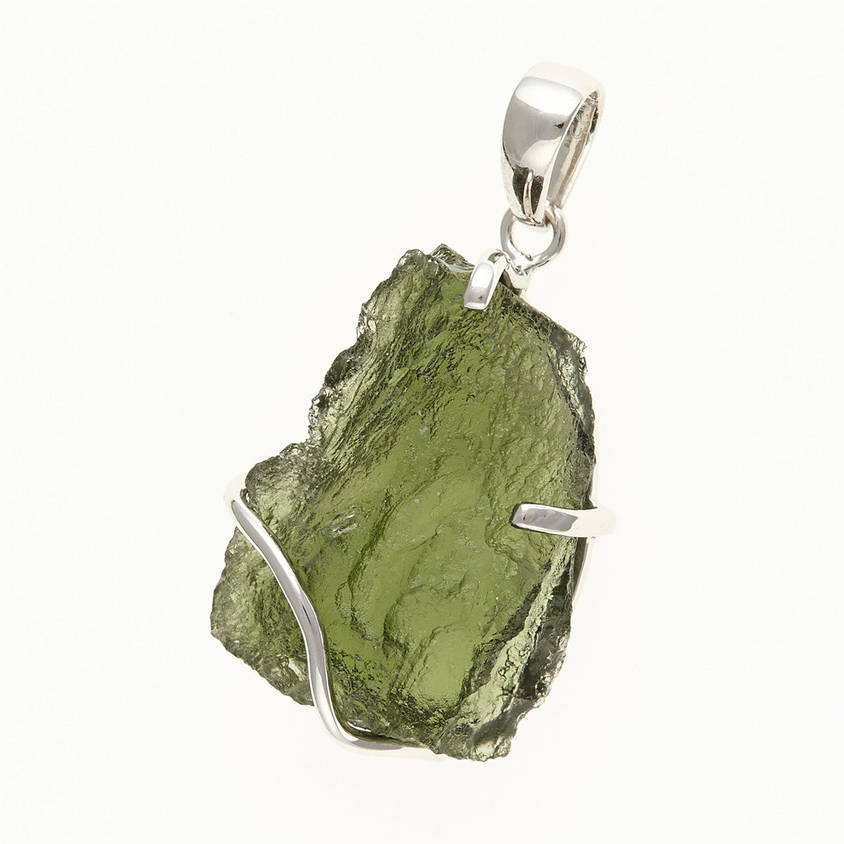 Silver pendant with a moldavite SM12086