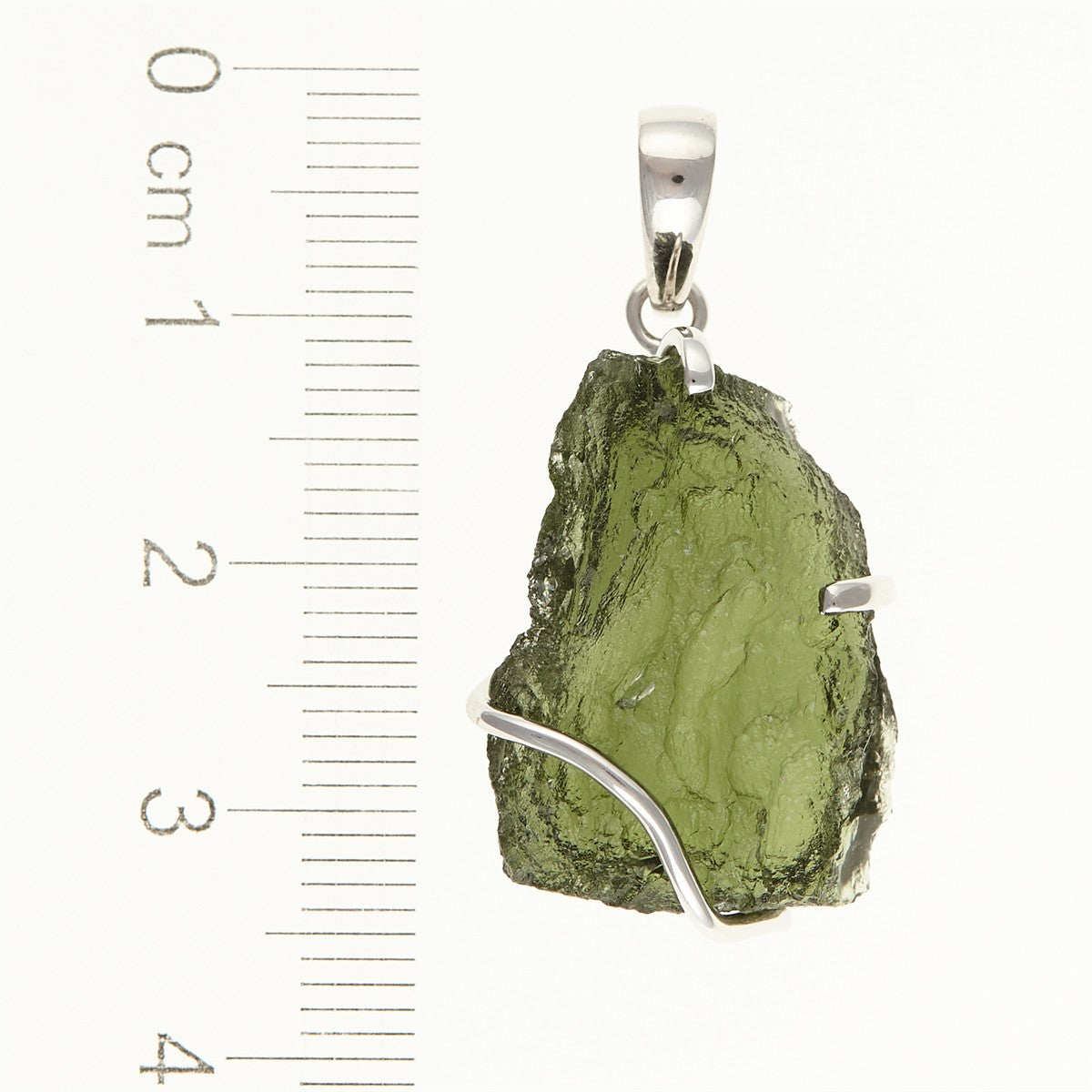 Silver pendant with a moldavite SM12086