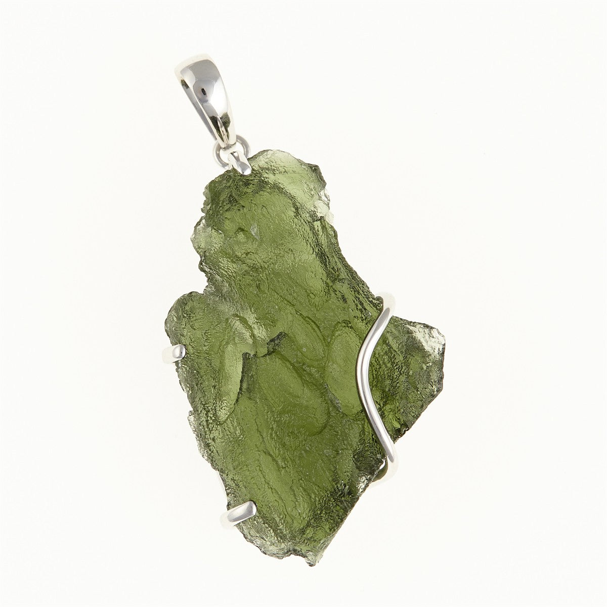 Silver pendant with a moldavite SM12097
