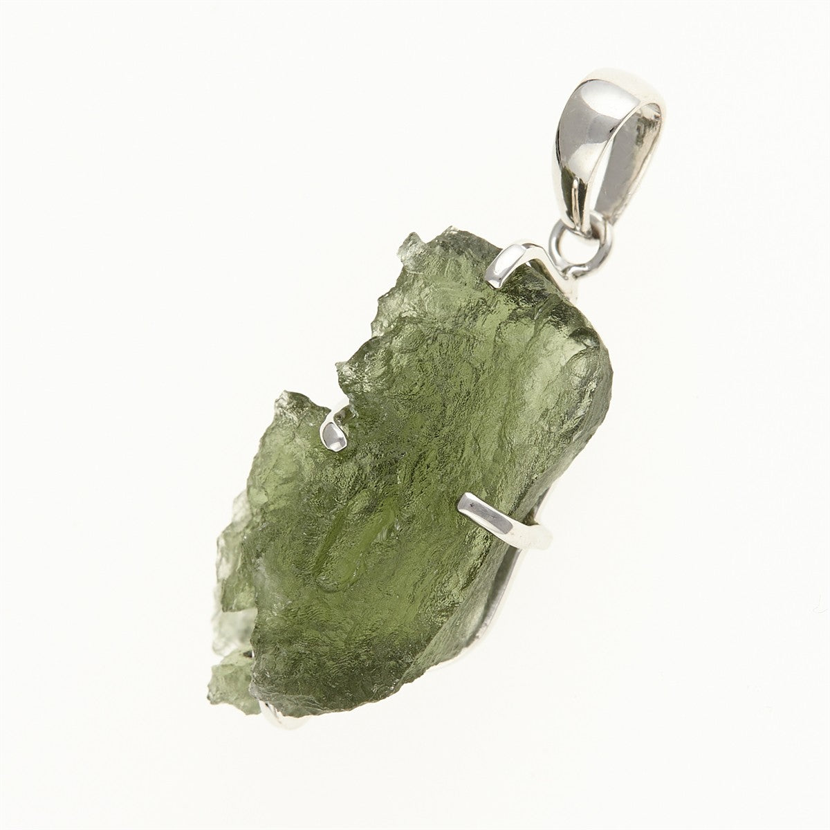 Silver pendant with a moldavite SM12110