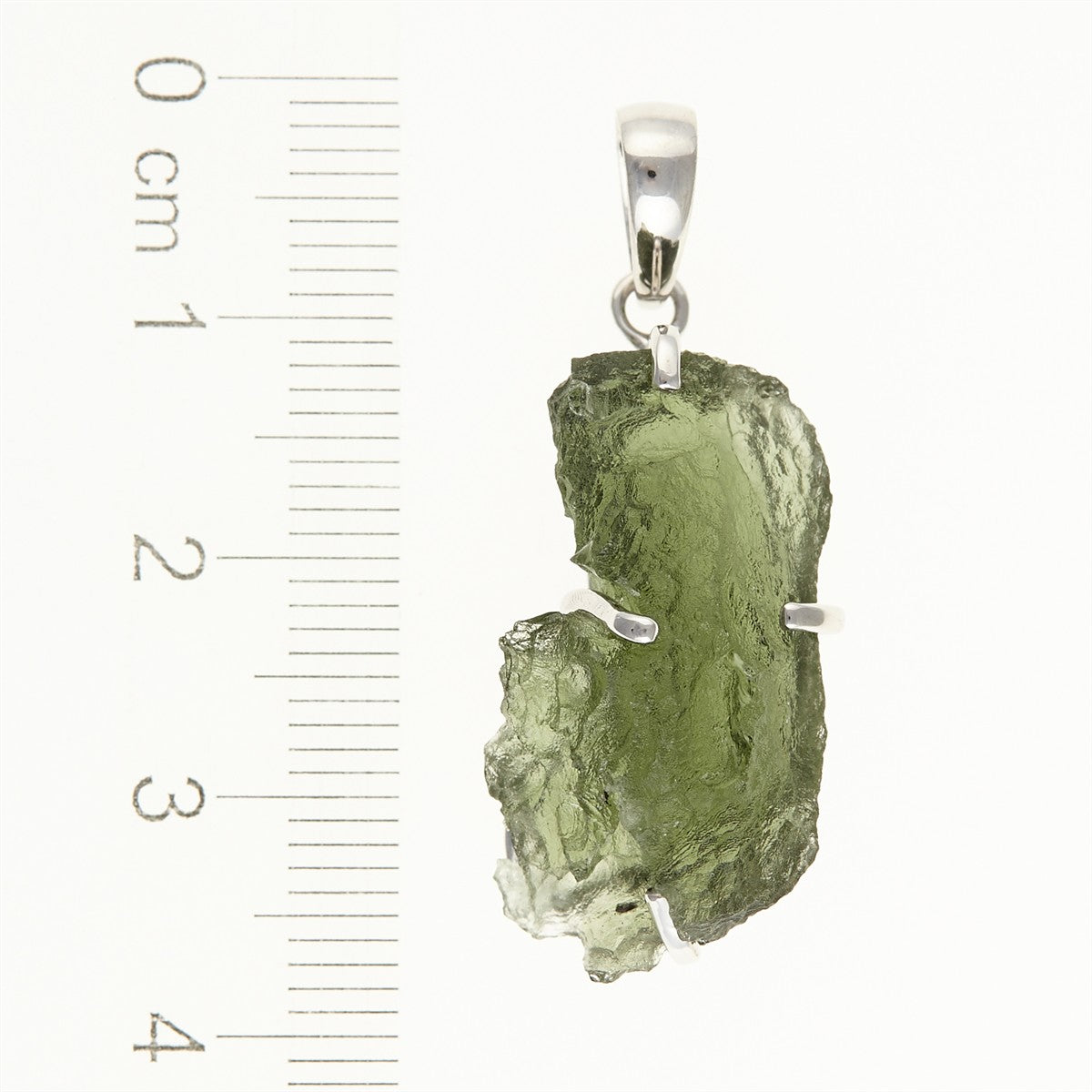 Silver pendant with a moldavite SM12110