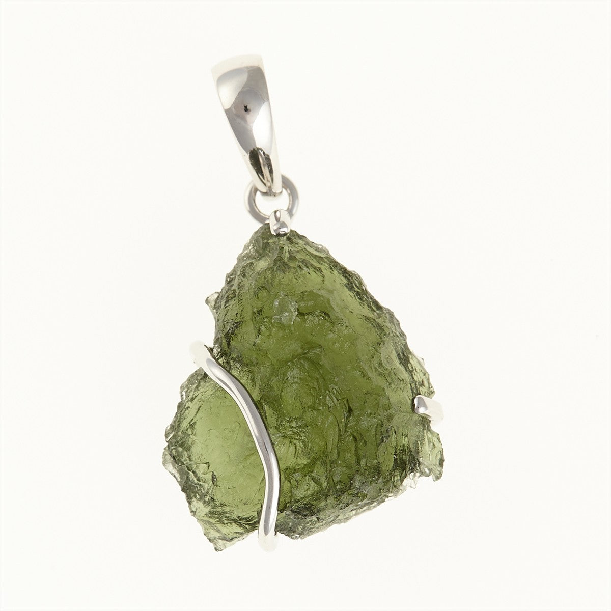 Silver pendant with a moldavite SM12113