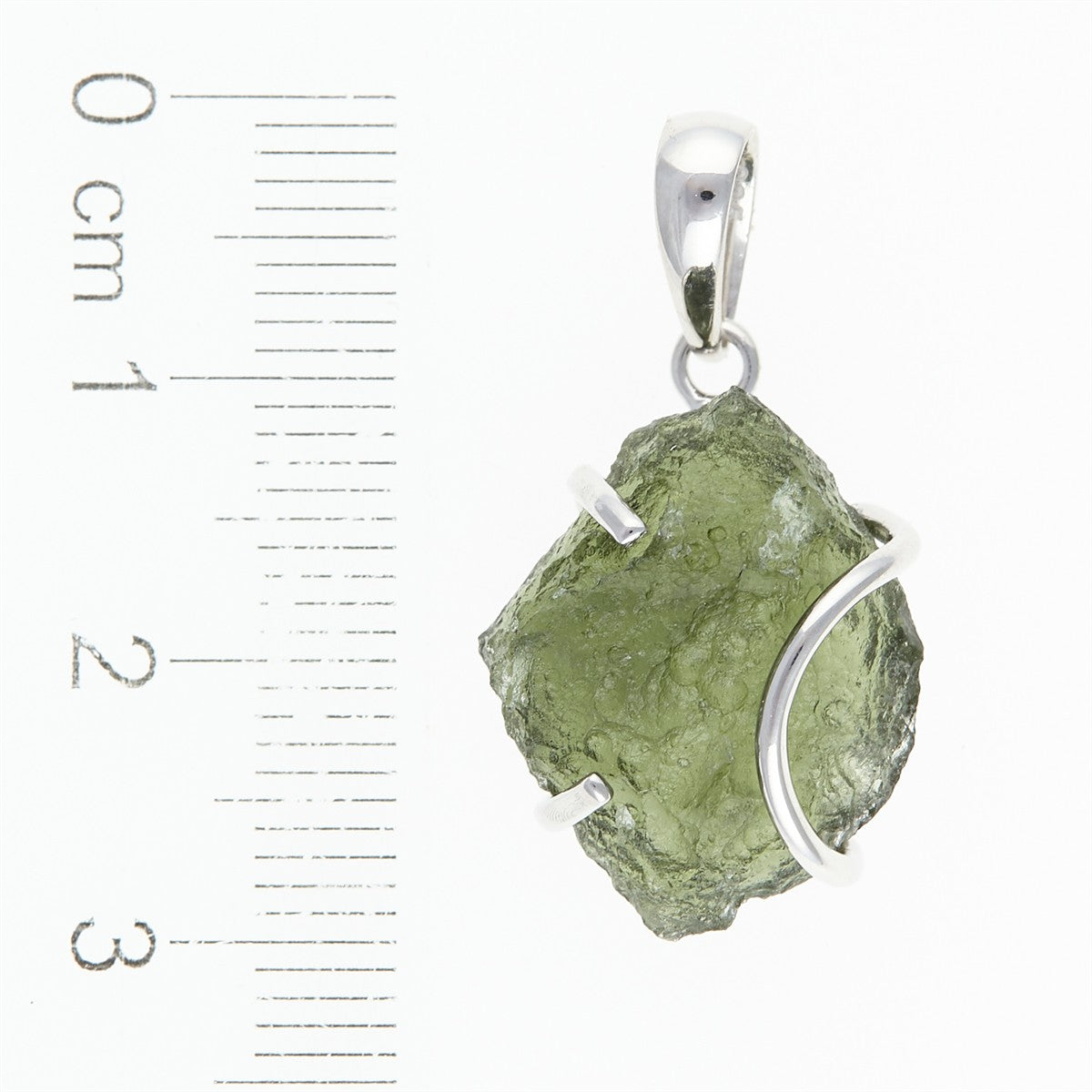 Silver pendant with a moldavite SM12114