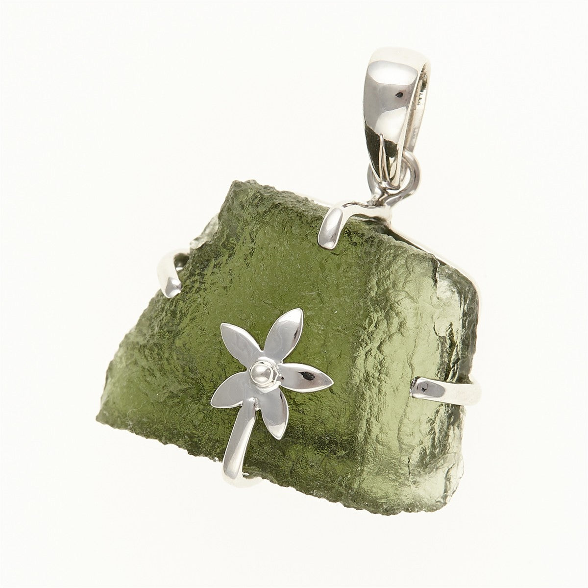 Silver pendant with a moldavite SM12123
