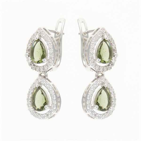 Orecchino in argento con moldavite e zirconi 049Z-1