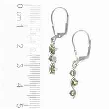 Orecchino in argento con codice moldavite 097-4