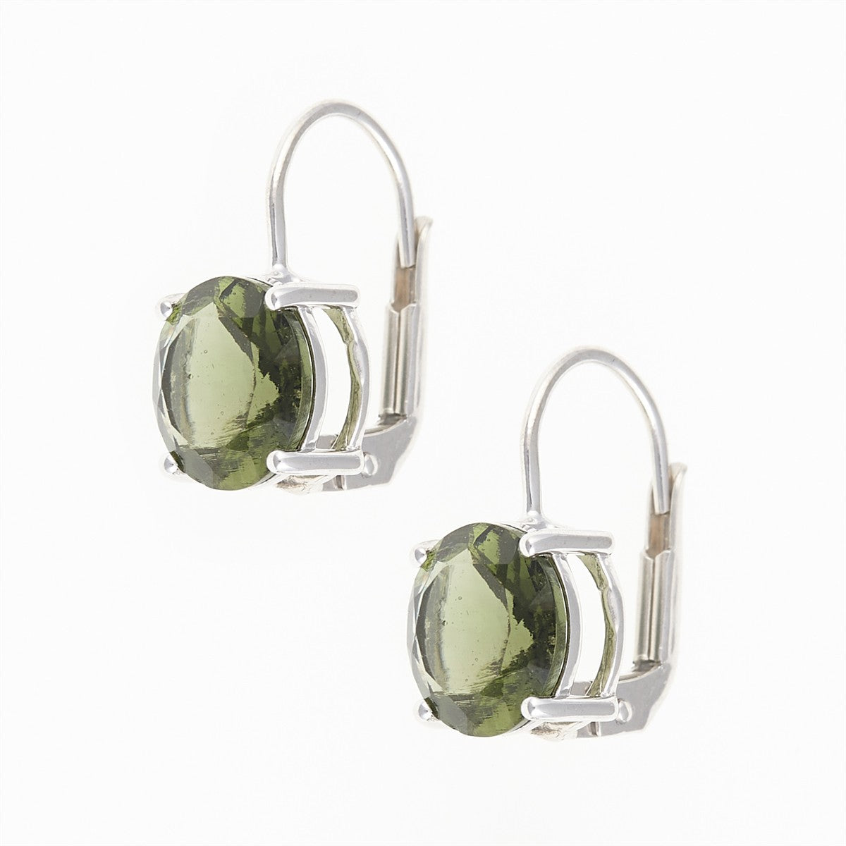 Silver earring with moldavite 109-4