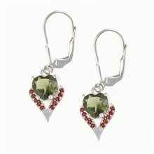 Orecchini in argento con moldavite e granati - cuore 265G-4