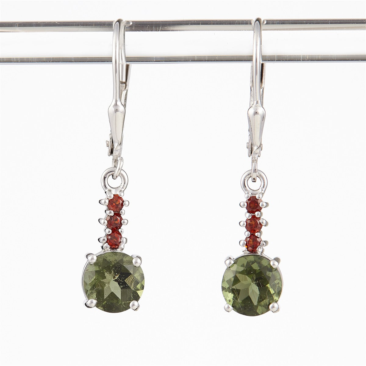 Silver earrings with moldavite and garnets 434G-4