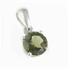 Silver pendant with moldavite 107