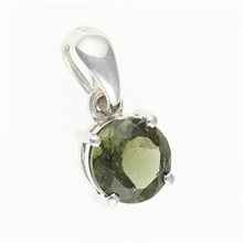 Silver pendant with moldavite 107