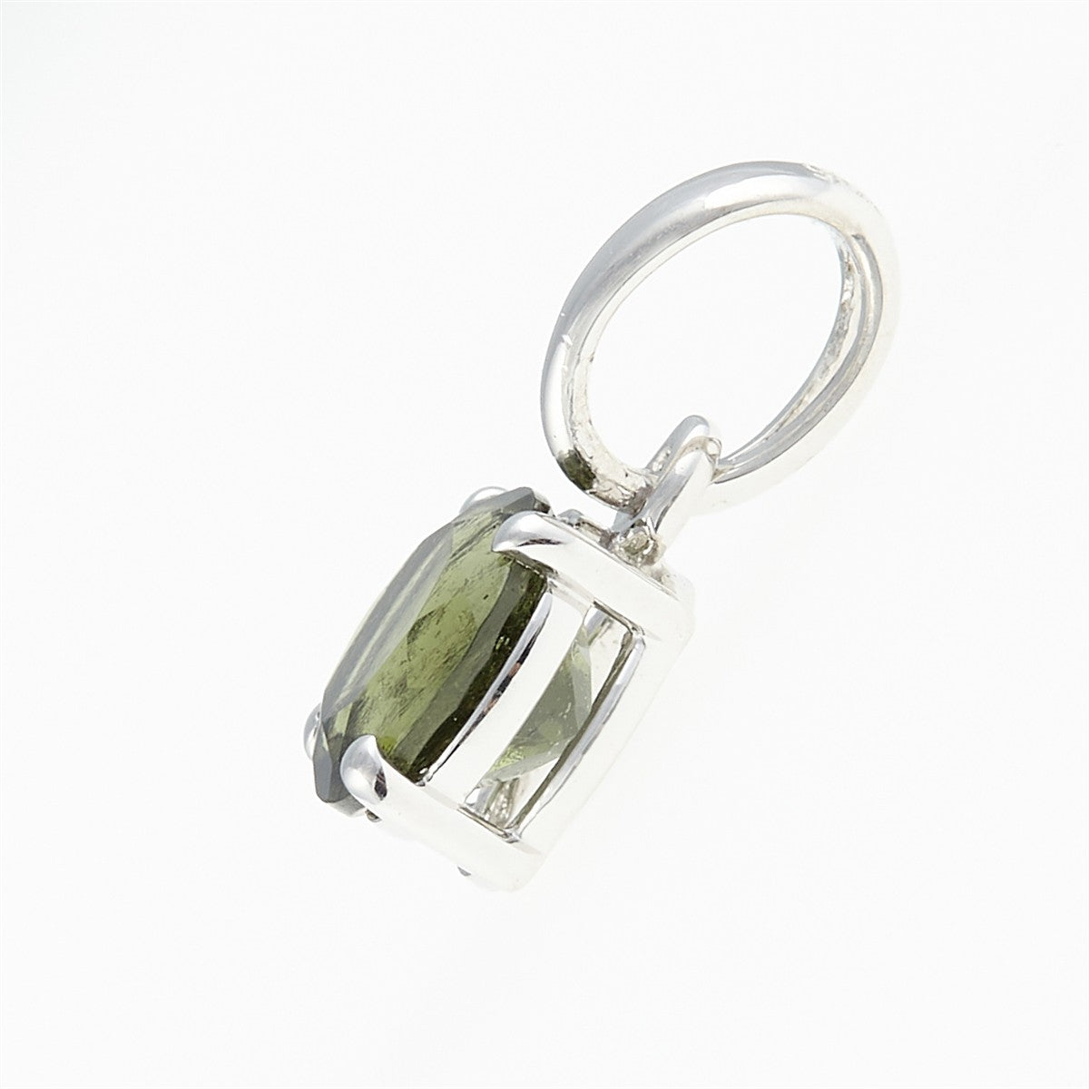 Silver pendant with moldavite 107