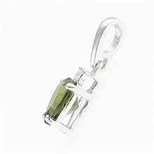 Ciondolo in argento con moldavite e zirconi 110Z