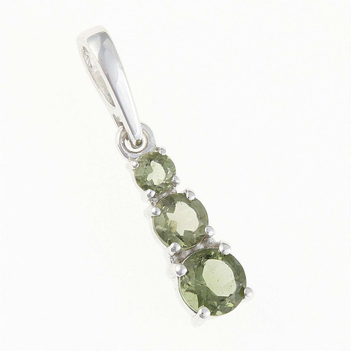Silver pendant with moldavite 267