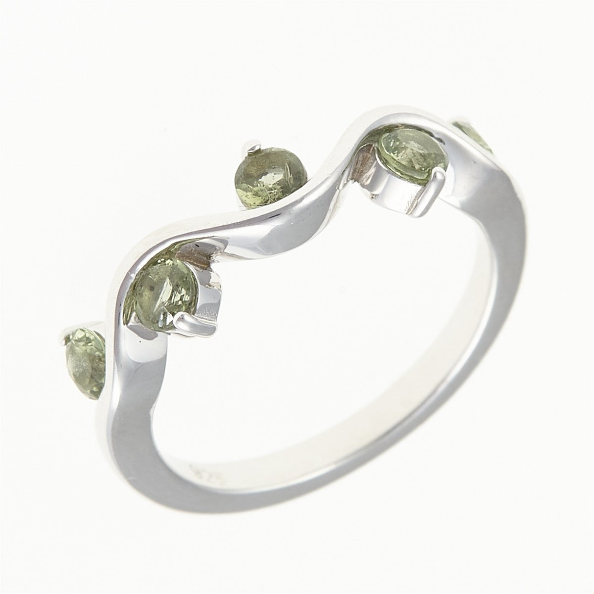 Silver ring with moldavites 098