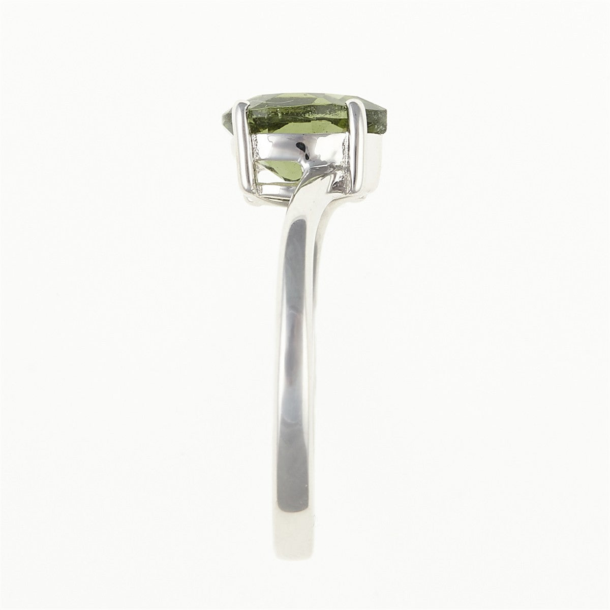 Silver ring with moldavite 262