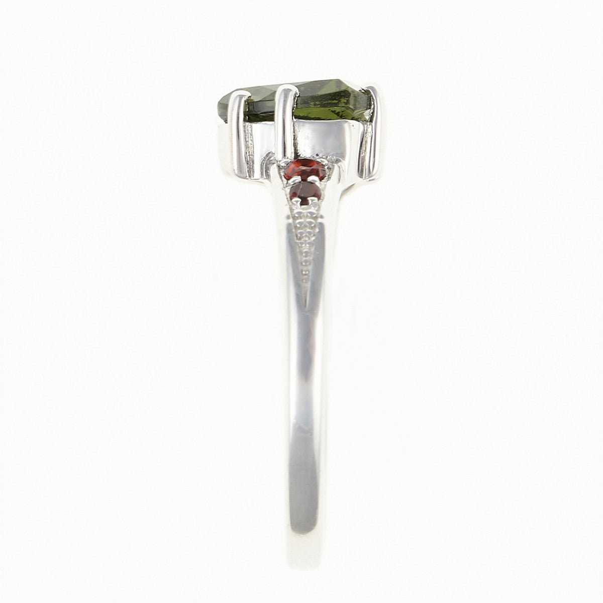 Silver ring with moldavite and garnets 283G