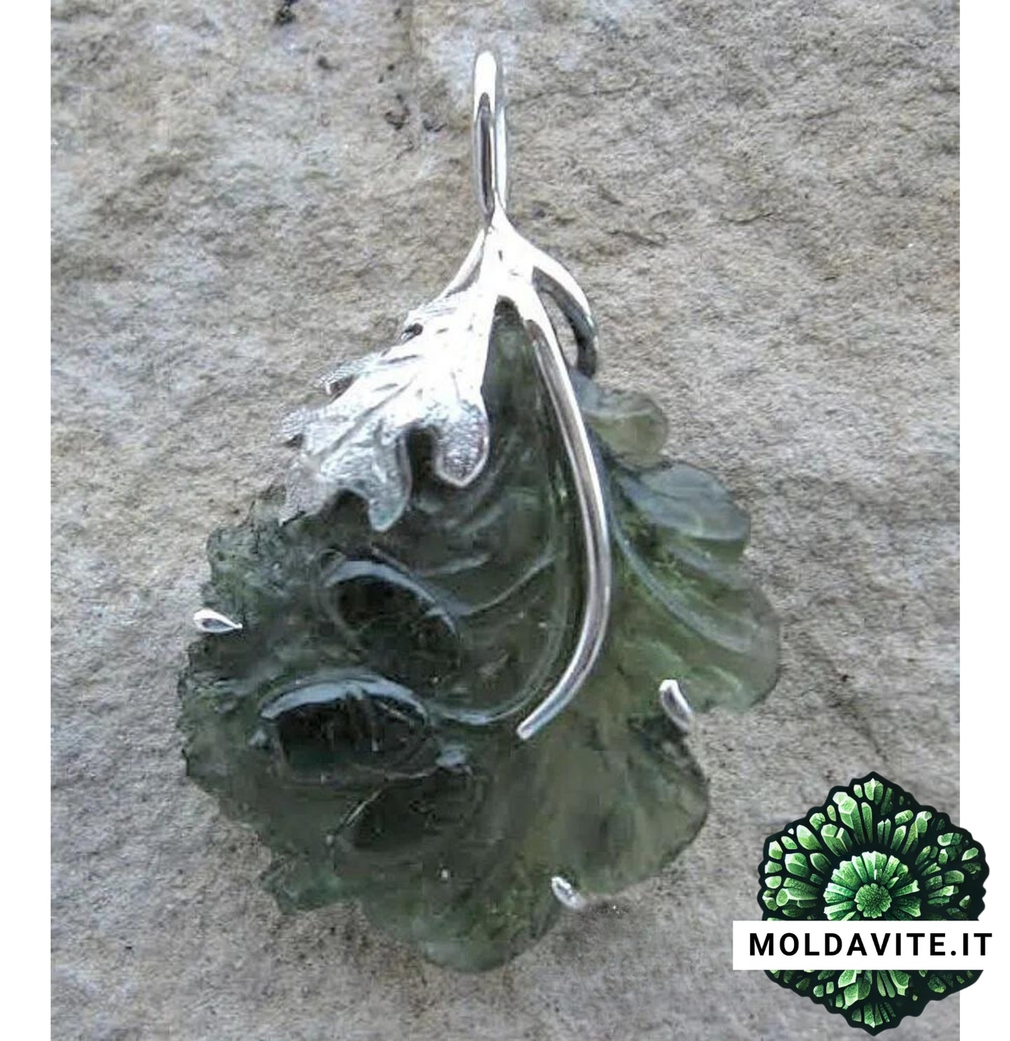 Pendente su misura -  MLD91 - Pendente di Lusso in Argento con Moldavite scolpita - Glittico