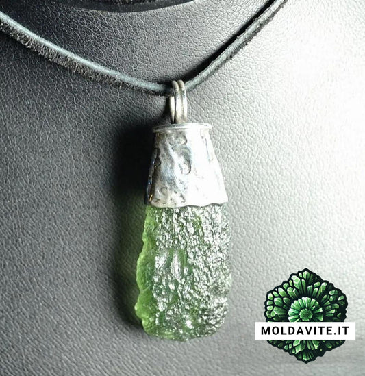 Pendente su misura - MLD40 - Pendente di Lusso in Argento con Moldavite